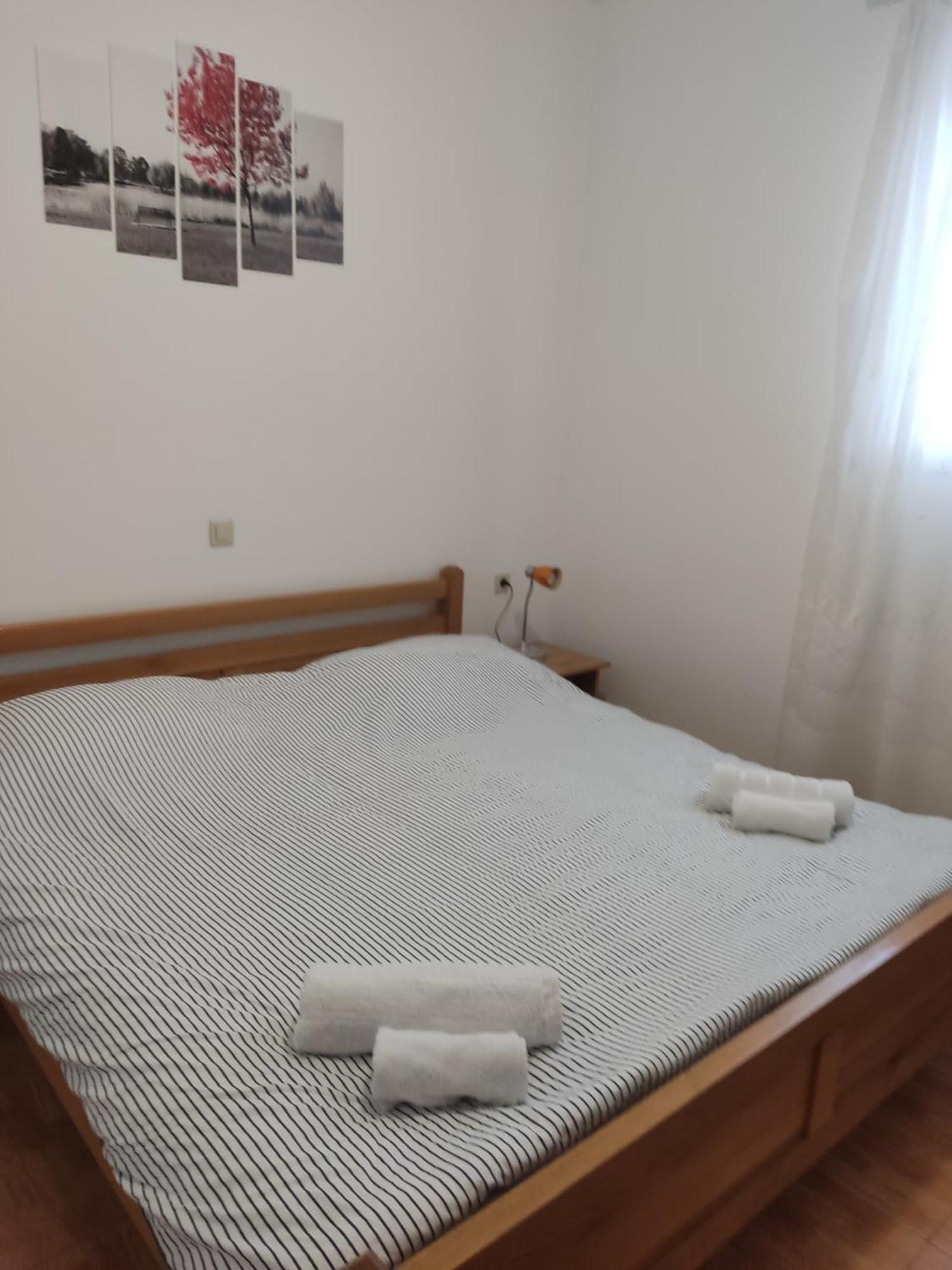 לוביסטה Apartments Ivana מראה חיצוני תמונה