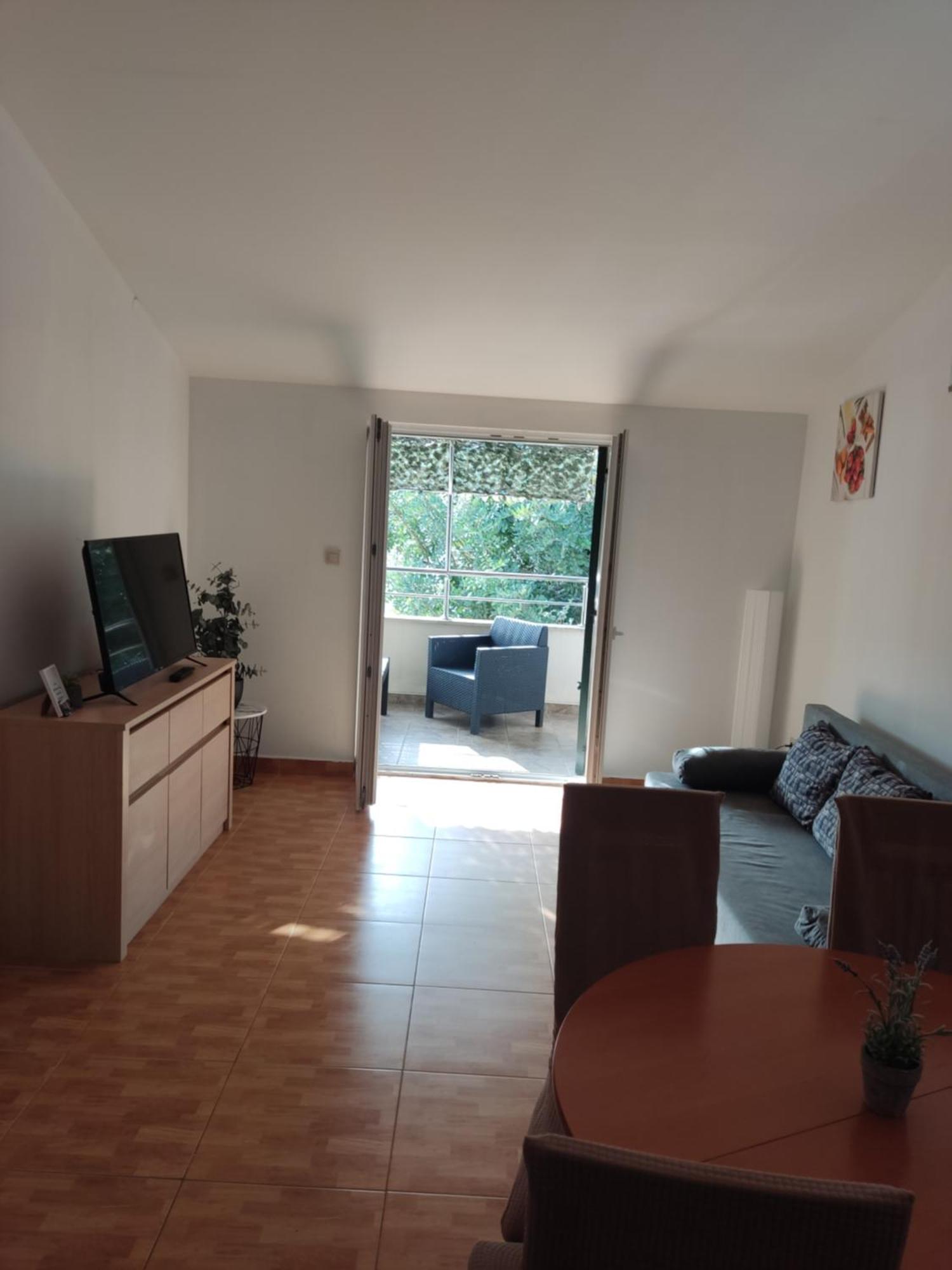 לוביסטה Apartments Ivana מראה חיצוני תמונה