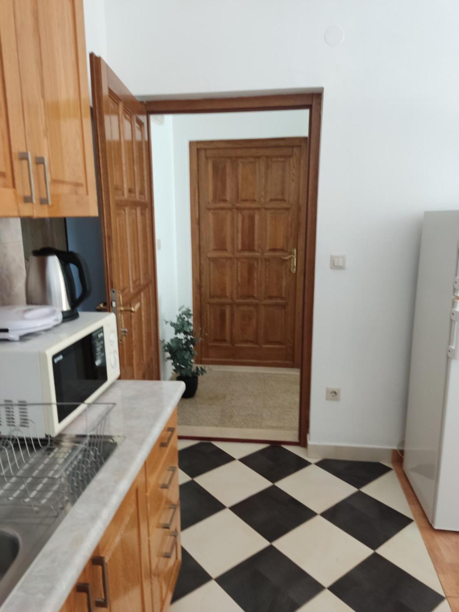לוביסטה Apartments Ivana מראה חיצוני תמונה