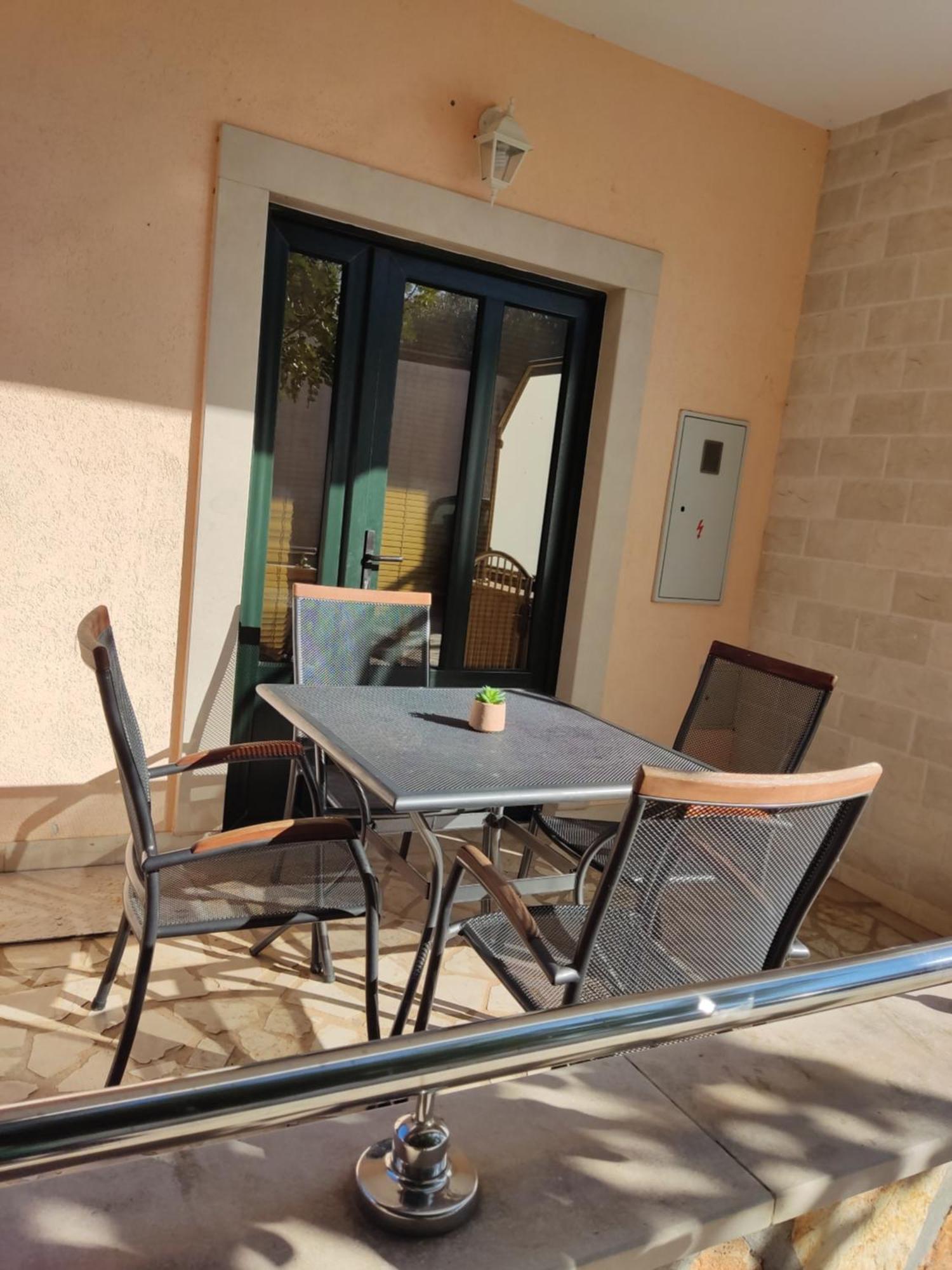 לוביסטה Apartments Ivana מראה חיצוני תמונה